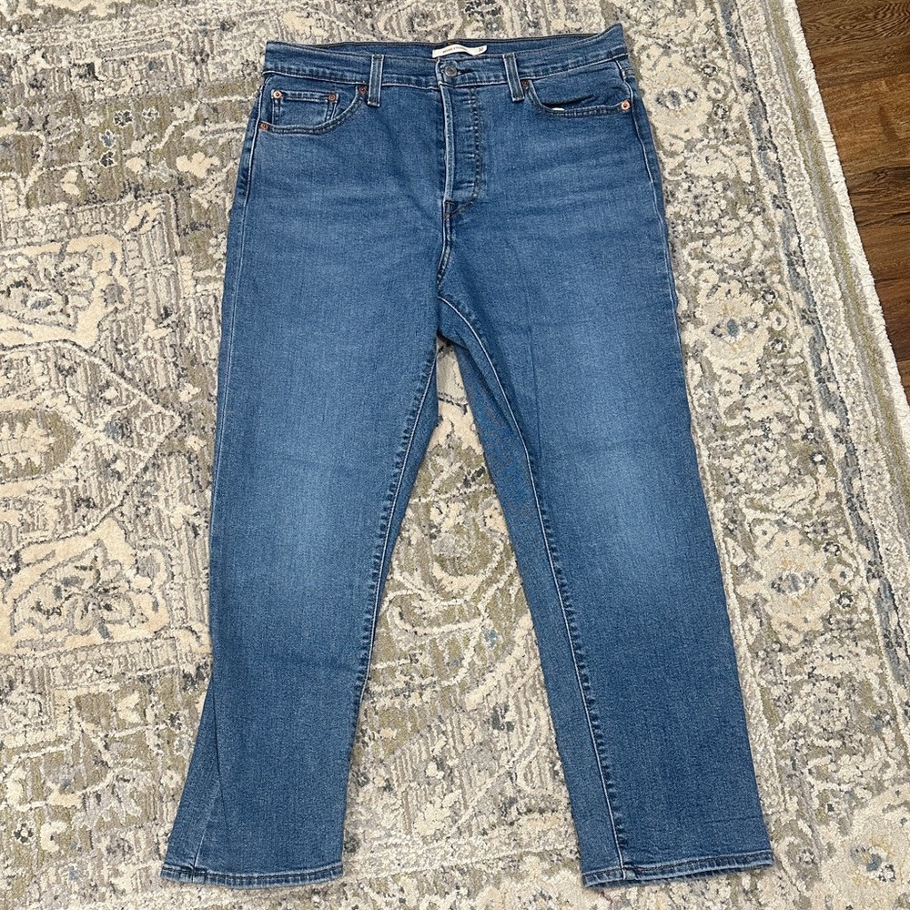 Levi's Women's Classic Straight Leg Denim Jeans